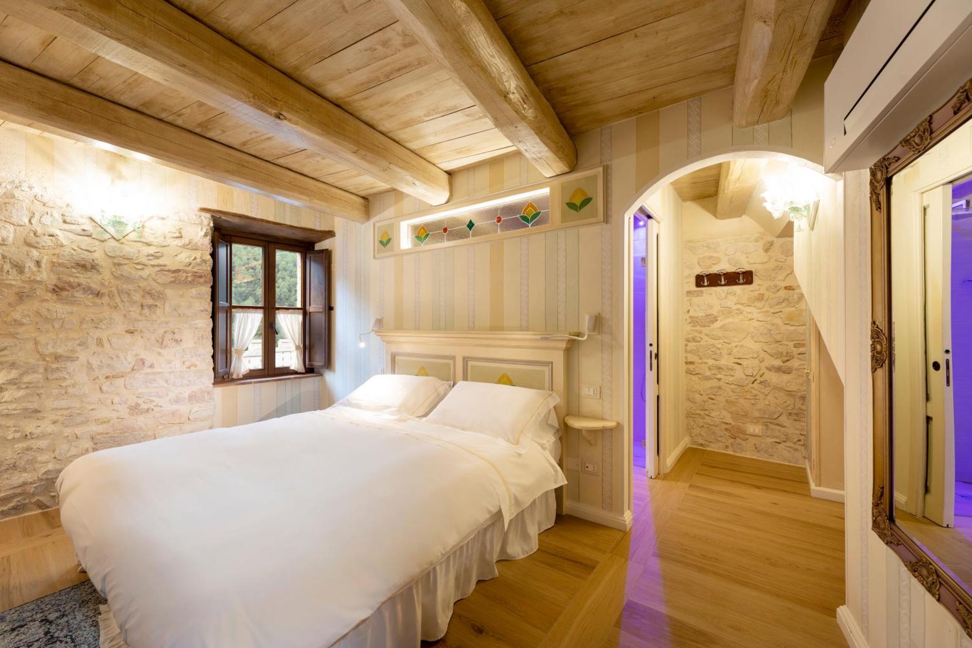 Torre Del Nera Diffuso & 4* Scheggino