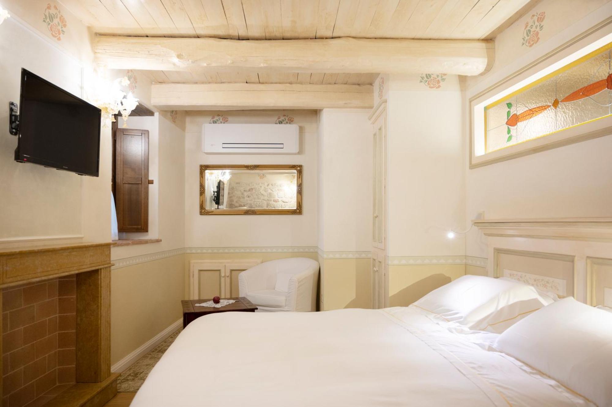 Hotel Torre Del Nera Diffuso & 4*